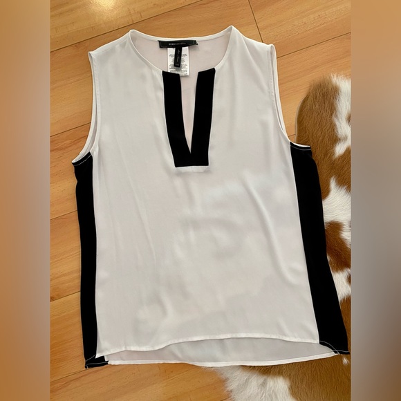 BCBGMaxazria Two Toned White and Black Sleeveless Blouse | size: XXS - Picture 4 of 10